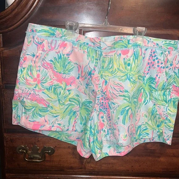 New with tags Lilly Pulitzer size 16 4” Adie Short Seasalt Blue On Parade Print - Picture 2 of 14
